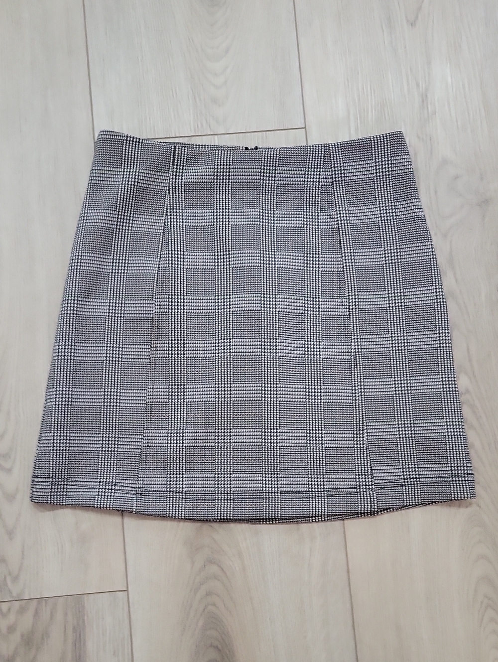 Black and White Plaid Pencil Skirt